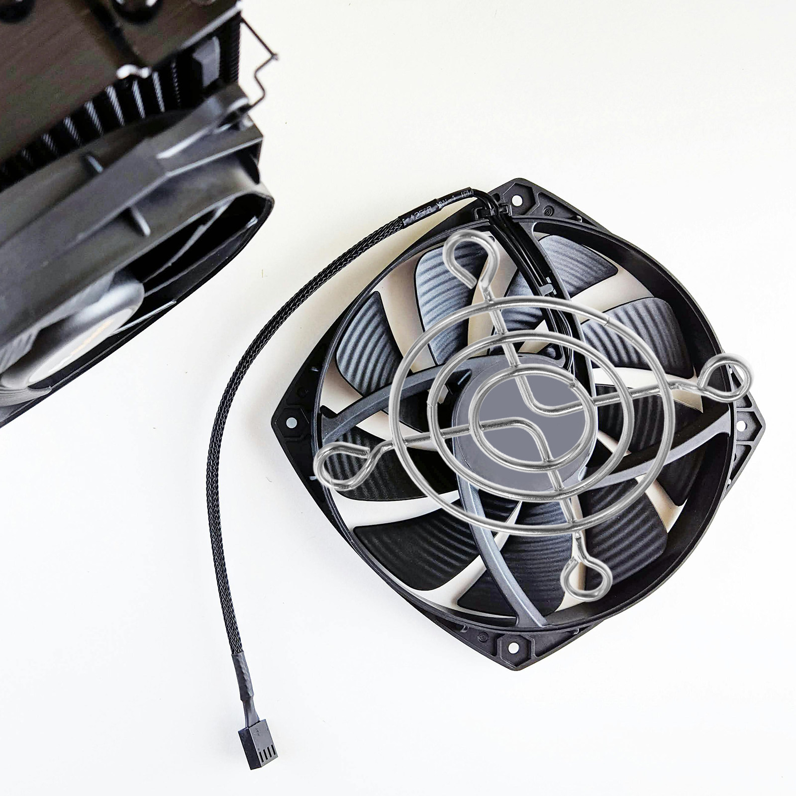2 Buah Pelindung Kipas Pending - Pc Case Fan ulasan dan harga